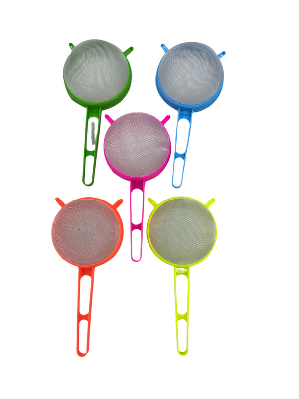 COLADOR DE PLASTICO MEDIANO 10 CM MARILU