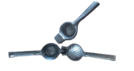 Exprimidor de limón metálico Ruelas