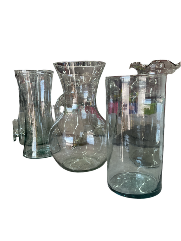 FLOREROS DE CRISTAL VARIEDAD DE TAMAÑOS Y FORMAS