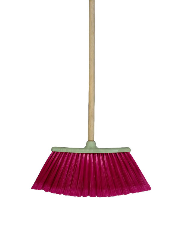 ESCOBA TIPO CEPILLO SUPER LUPITA C/BASTON